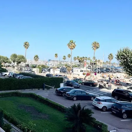 Tres Bel Sur La Avec Grande Terrace Face A La Mer! La Goelette *